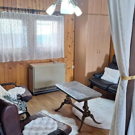 Wooden House Ada Semesterbostad