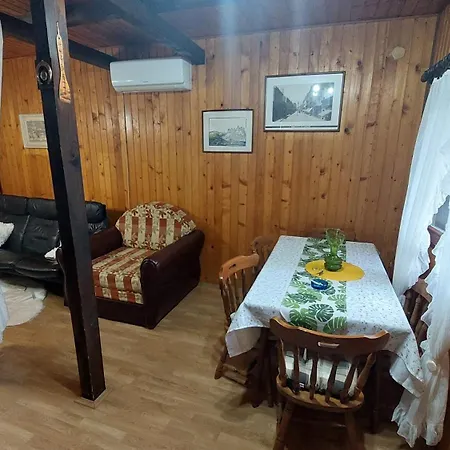 Wooden House Ada بيت للعطل بلغراد