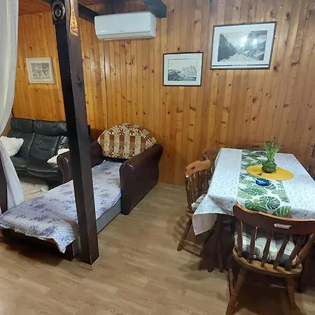 Wooden House Ada Belgrado